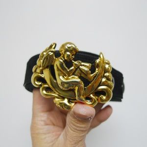VTG  cherub angel pin buckle leather belt US made